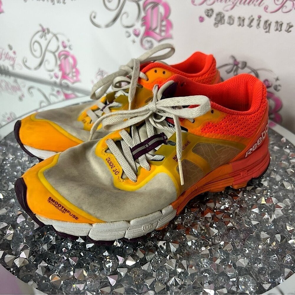 Reebok shoes guide 3.0 smooth fuse technology Orange and Gray Running Shoes